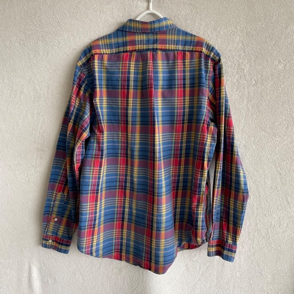 Ralph Lauren Custom Fit Dress Shirt. - Picture 2 of 7